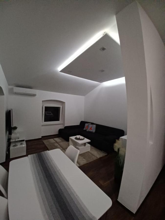 Niko 1 Apartment Mali Losinj Exterior photo
